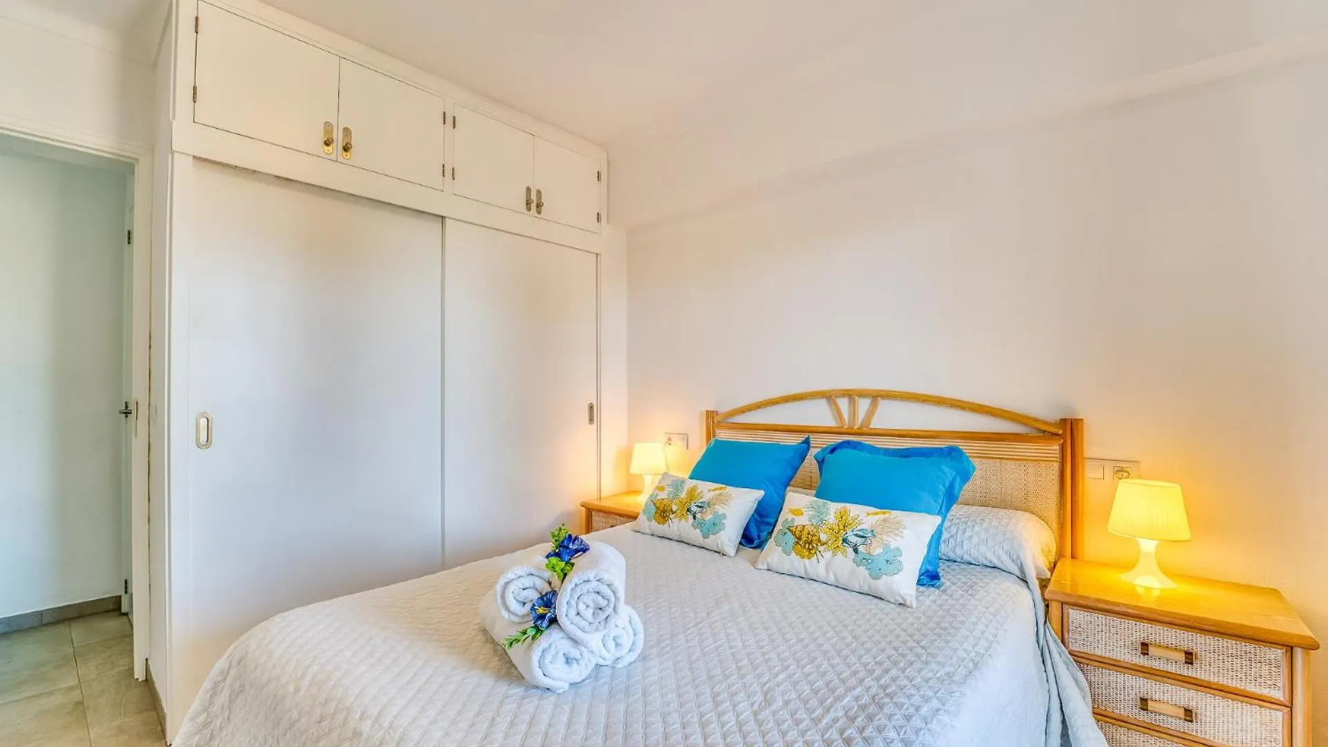 Ideal Property Mallorca - Alcudia Beach Apartment