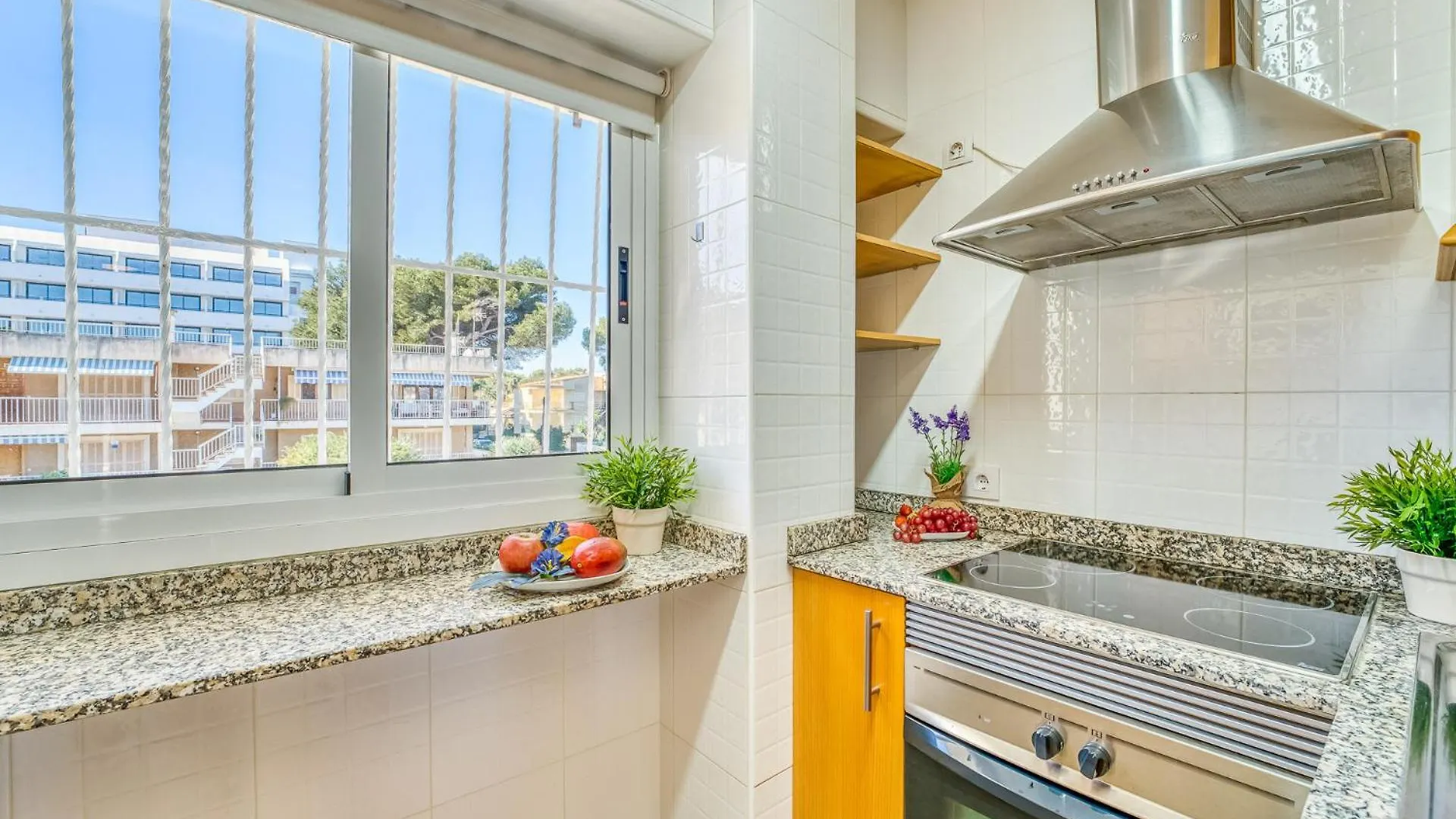 Ideal Property Mallorca - Alcudia Beach Spain