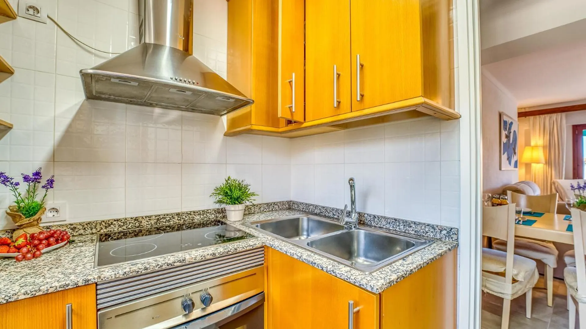 Ideal Property Mallorca - Alcudia Beach 0*, Alcudia (Mallorca) Spain